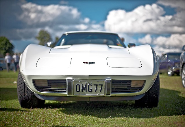 car, vehicle, vintage car, white car, racing car, sports car, automobile, vintage automobile, car wallpapers, classic car, corvette